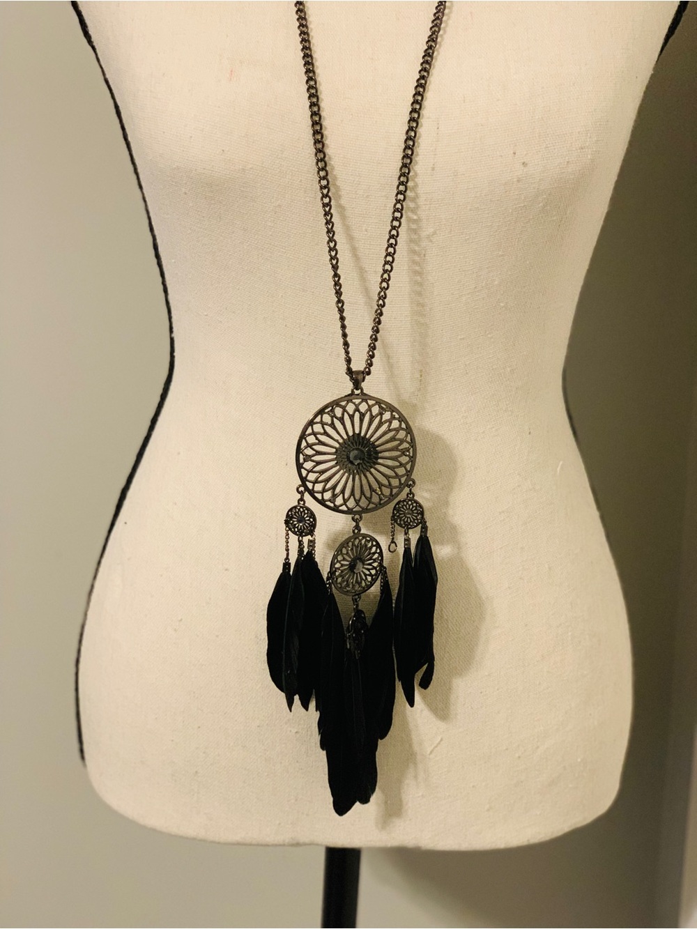 Boho Black Feather Dreamcatcher Pendant Necklace
